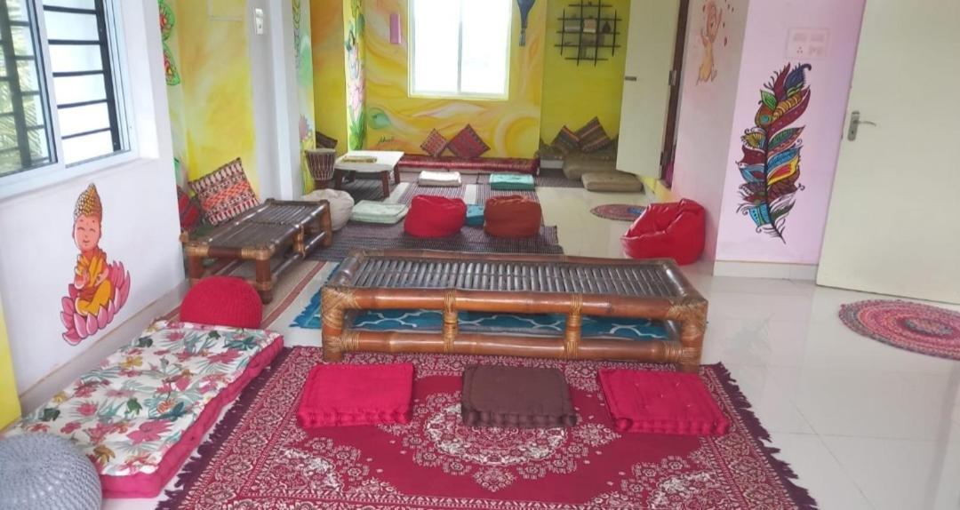 Funk Monk Villa Hostel Pondicherry Ауровиль Экстерьер фото